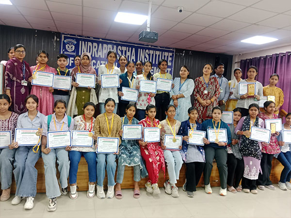 Distribution of Certificates of Achievement